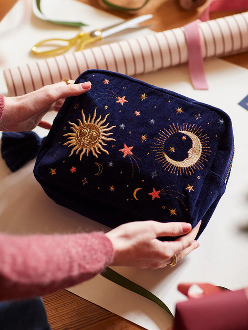 Elizabeth Scarlett Velvet Wash Bag - Navy Celestial